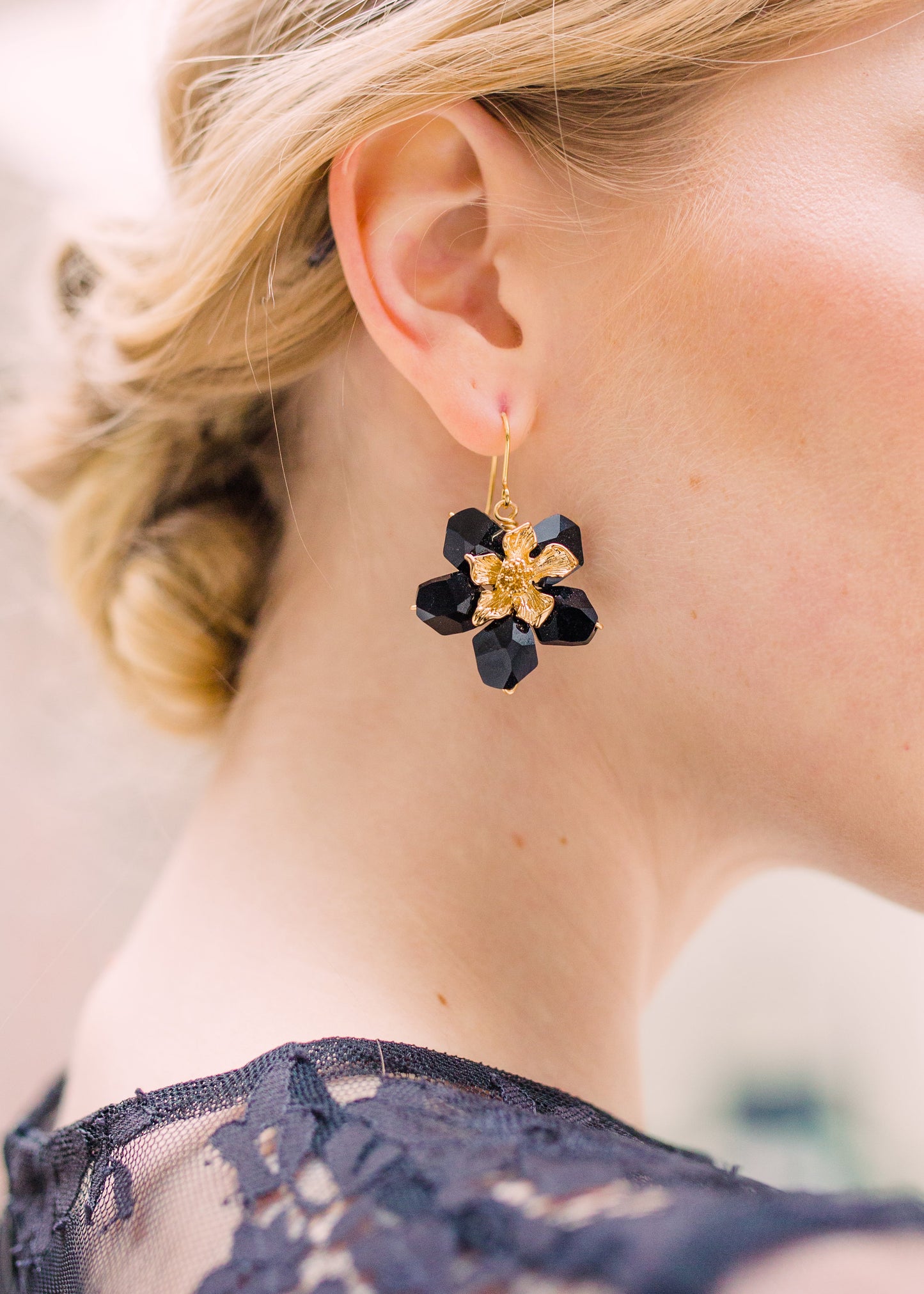 Titania Black Earrings